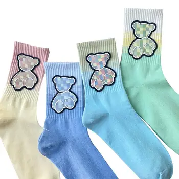 1 Пара Новых женских модных носков средней длины Весна-осень, спортивные носки Ins градиентного цвета, женские носки с рисунком милого маленького медведя